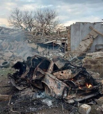 Війська вдарили КАБами по прифронтовій громаді на Дніпропетровщині: поранені двоє чоловіків