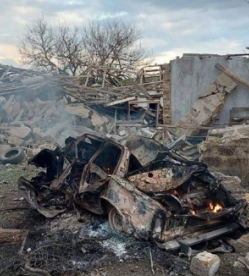 Війська вдарили КАБами по прифронтовій громаді на Дніпропетровщині: поранені двоє чоловіків