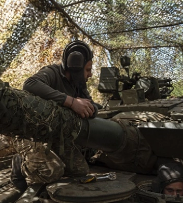 Генштаб: На фронте с начала суток 111 боев Генштаб: На фронте с начала суток 111 боев