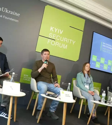 «Ми не маємо скотитися в пропаганду»: журналісти «Донбас Реалії» про роботу на війні й інформування окупованих територій