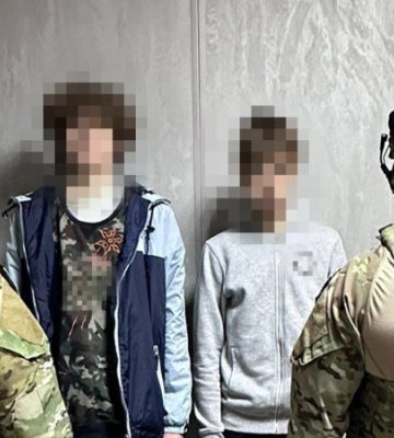 На Рівненщині затримали двох 18-річних агентів рф, які намагалися підірвати наряд поліції
