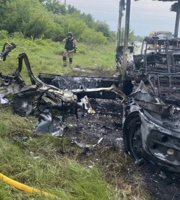 На Сумщині дрон атакував авто енергетиків, є жертва та поранені