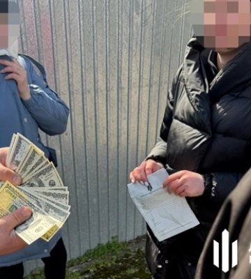 Прикордонниця організувала схему виїзду ухилянтів до Молдови