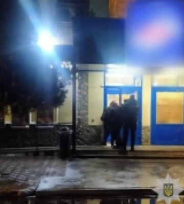 На Одещині двоє чоловіків з Ізмаїльщини постануть перед судом за тяжкі тілесні ушкодження охоронцю магазину та далекобійнику