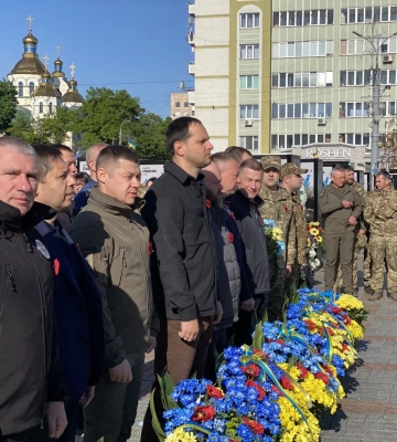У центрі Рівного вшанували загиблих у Другій світовій (ФОТО)