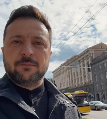 "Киев живёт, москва боится": в День памяти Зеленский показал контраст между Украиной и рф "Киев живёт, москва боится": в День памяти Зеленский показал контраст между Украиной и рф