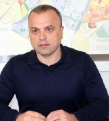 У Білгороді-Дністровському триває ліквідація наслідків ворожої повітряної атаки