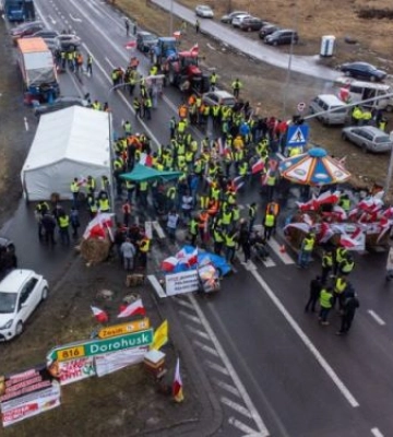 Поляки заблокували пункт пропуску «Ягодин — Дорогуськ». Акція може тривати кілька місяців