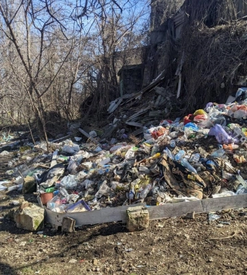 В Одесі позбуваються смітника