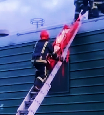 На Хмельниччині підлітка на даху потяга вдарило струмом (ВІДЕО)