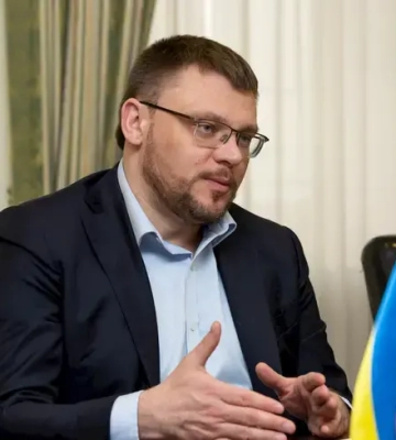 Директор НАБУ Семен Кривонос: «Подозреваемые адвокаты — не единственные, кто качал информацию из реестров» Директор НАБУ Семен Кривонос: «Подозреваемые адвокаты — не единственные, кто качал информацию из реестров»
