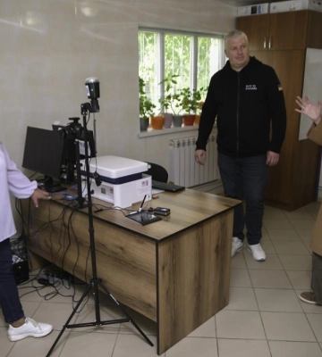 Адмінпослуги стають ближчими: у 20 ЦНАПах Рівненщини можна оформити закордонний паспорт та ID-картку