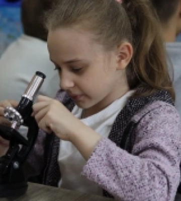 STEM-центри як новий формат освіти: можливості для молоді Закарпаття