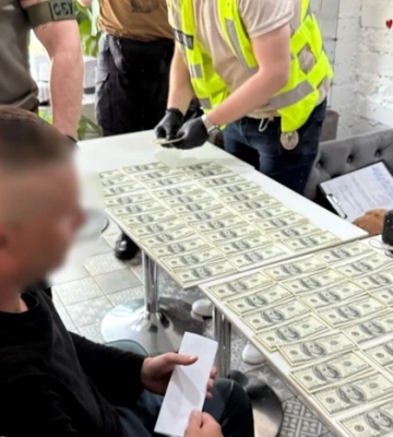 Багатодітність за $12 тис. Затримано киянина, що допомагав чоловікам уникнути мобілізації