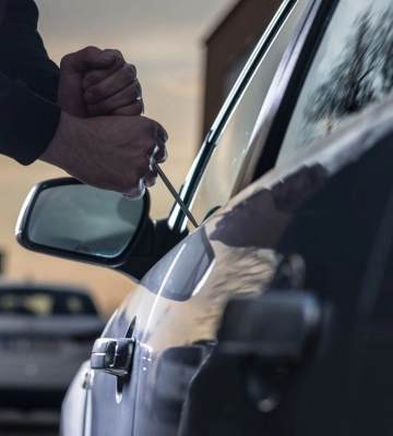 У Луцьку авто наїхало на жінку