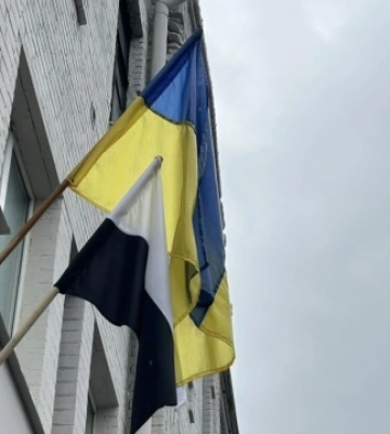 У Запоріжжі встановили перший в Україні «Прапор Надії»