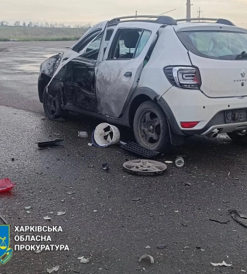 У Великих Проходах окупанти вдарили дроном по цивільному авто, є постраждалі 