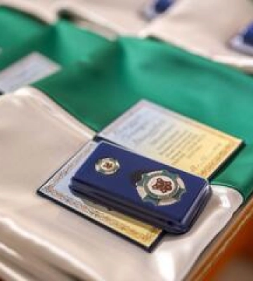 40 родинам полеглих захисників Полтави вручили відзнаки
