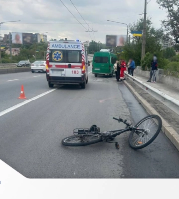 У Запоріжжі водій Mercedes на смерть збив велосипедиста: відкрито кримінальне провадження