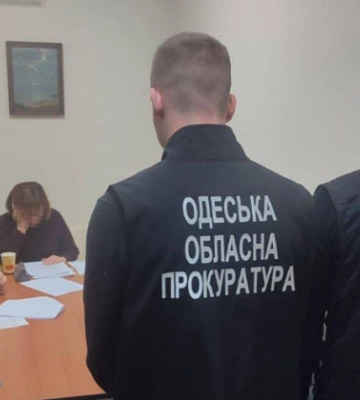 В Одесской области глава сельсовета присвоила 3 млн грн во время реконструкции набережной