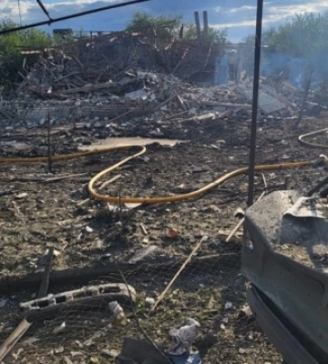 Росіяни вдарили КАБами по селу на Харківщині: двоє загиблих, четверо поранених