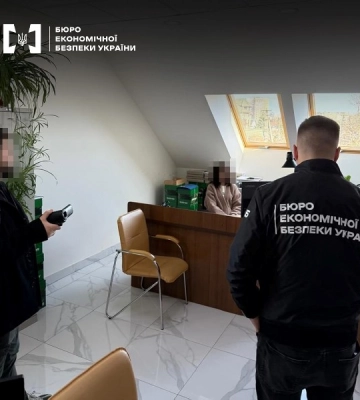 На Одещині голова сільради та підрядник заволоділи державними коштами