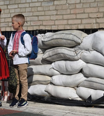 В Украине запретили коллаборационистам и госизменникам усыновлять детей В Украине запретили коллаборационистам и госизменникам усыновлять детей