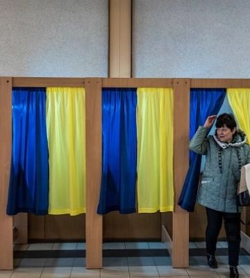 Понад 70% українців не підтримують проведення виборів у разі оголошення перемир’я — опитування КМІС