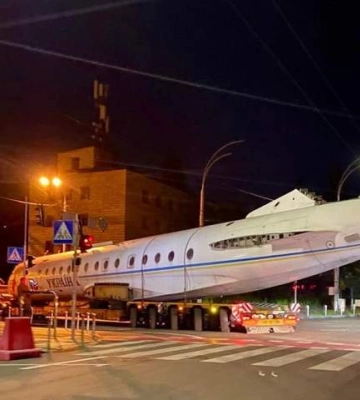 Ночью в Киеве можно было увидеть &quot;президентский&quot; самолет Ту-134А-3 &quot;Украина&quot;