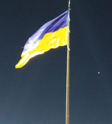 Главный флаг Украины временно приспустят из-за сильного ветра 15 мая - КГГА