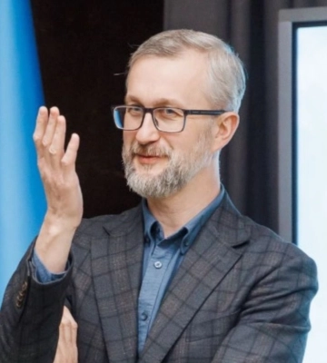 Зеленський призначив Нарімана Джеляла послом України в Туреччині Зеленський призначив Нарімана Джеляла послом України в Туреччині