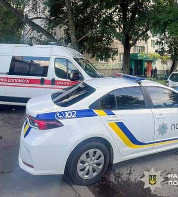 У Кременчуці з вікна багатоповерхівки випав 43-річний чоловік