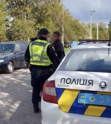 Випив, сів за кермо і запропонував хабар поліції – жителю Житомирщини загрожує 4 роки тюрми Випив, сів за кермо і запропонував хабар поліції – жителю Житомирщини загрожує 4 роки тюрми