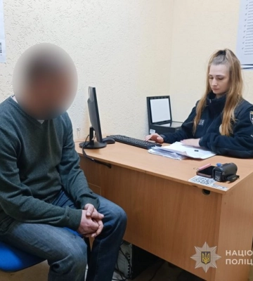Зловмисник напав на літнє подружжя у селищі Вороніж на Сумщині