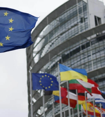 Україна отримала 1 млрд євро кредиту від ЄС від прибутків із заморожених активів РФ
