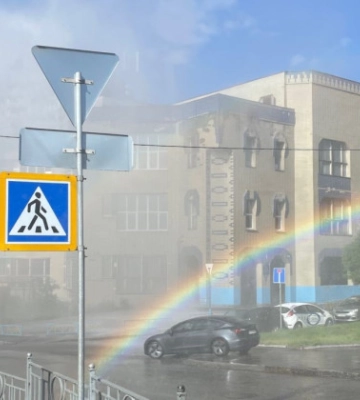 У Києві пояснили, чому б’ють «фонтани» на місцях прориву на тепломережах