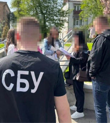 На Волині адвокатка організувала &quot;схему для ухилянтів&quot;: її затримали