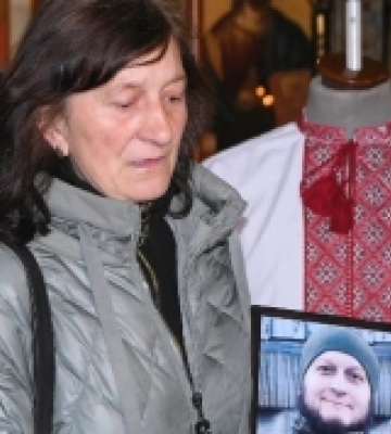 У Свято-Воскресенському соборі Рівного презентували вишиванки загиблих захисників