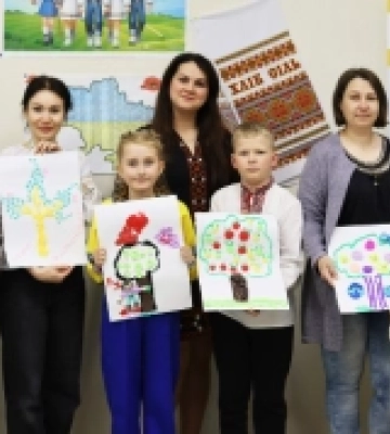 Миколаївські поліційні психологині провели арттерапію для дітей колег