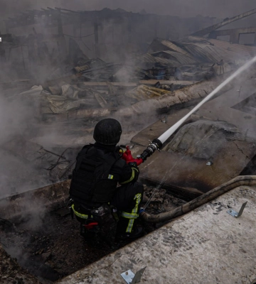 Спасатели ГСЧС ликвидировали пожар в Сумской области, возникший из-за атаки БпЛА
