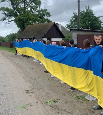 Довгі місяці вважали зниклим: на Волині попрощалися з військовим Петром Яскичем