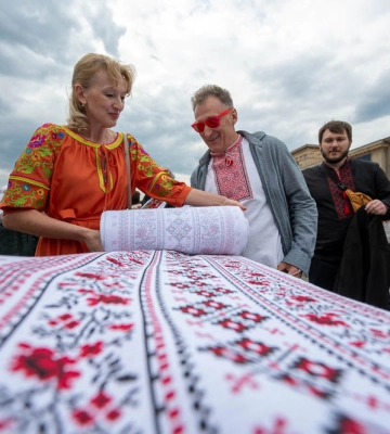 У Харкові вперше з початку повномасштбної війни пройшла «Вишиванкова хода» 