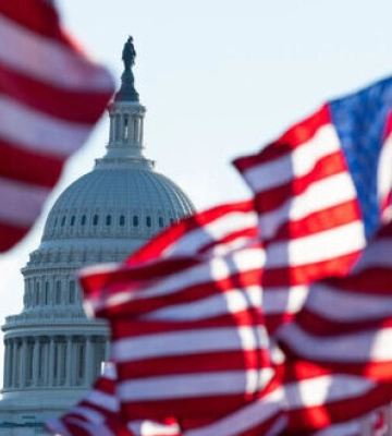 Сенатори США хочуть на законодавчому рівні заборонити визнавати Крим та окуповані території російськими