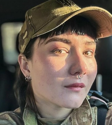 Поетка Клементина Квіндт: «Моя прабабуся померла від Голодомору, прадідусь був партизаном. Я не могла не піти воювати» Поетка Клементина Квіндт: «Моя прабабуся померла від Голодомору, прадідусь був партизаном. Я не могла не піти воювати»