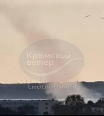 Взрывы в Крыму: местные жалуются на дрожание домов