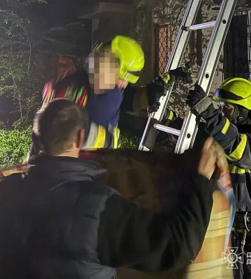 У Дніпрі під час пожежі в квартирі врятовано трьох людей