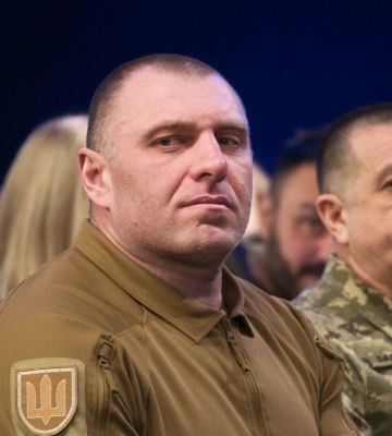 Новые Герои Украины: Зеленский наградил Малюка, "Мадяра" и других Новые Герои Украины: Зеленский наградил Малюка, "Мадяра" и других