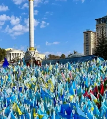 Біля Алеї Героїв у Києві чергуватимуть патрульні зі зброєю – КМВА