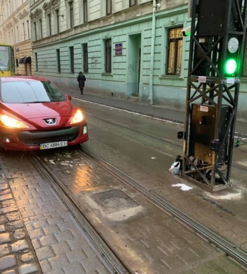 У Львові діятимуть нові правила в’їзду до пішохідної зони: що потрібно знати