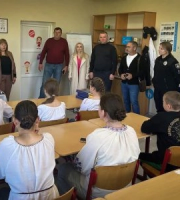 Кінець навчального тижня став початком важливої ініціативи, до якої долучилися й рятувальники
